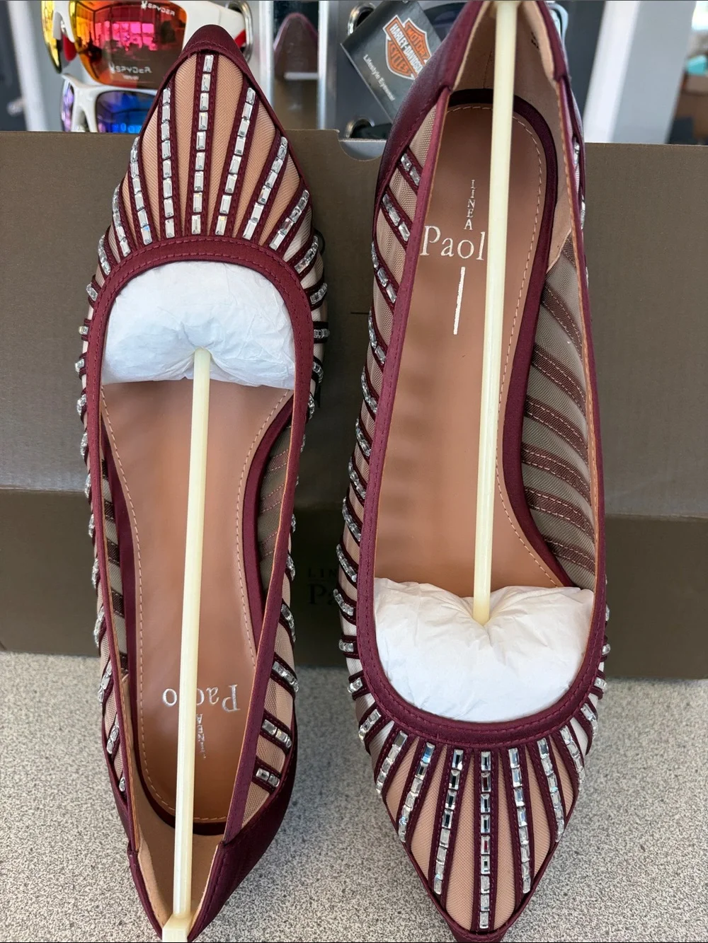Paolo elegant pointed